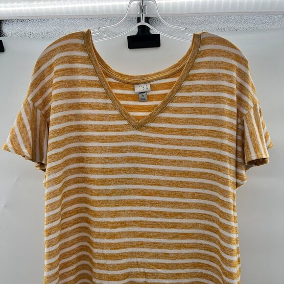 A New Day Women's Short Sleeve V-Neck Striped Top Yellow/White Size Medium - Picture 2 of 9